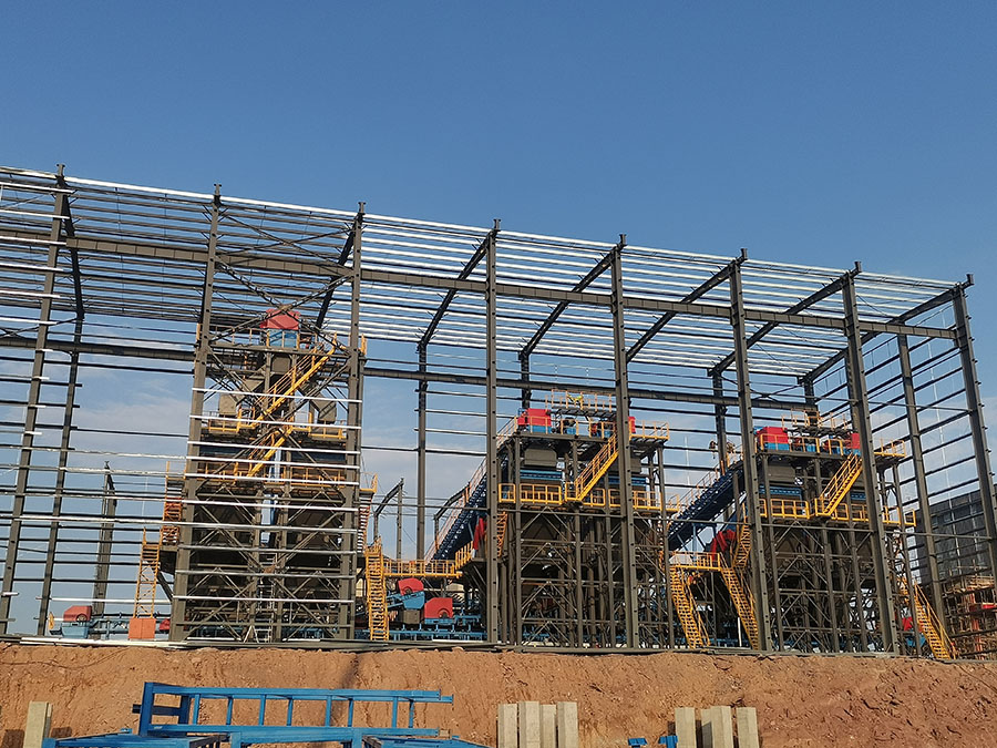 安徽霍山县二期凝灰岩1000吨/时安装项目